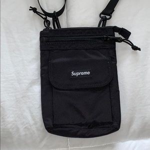 Supreme Shoulder bag